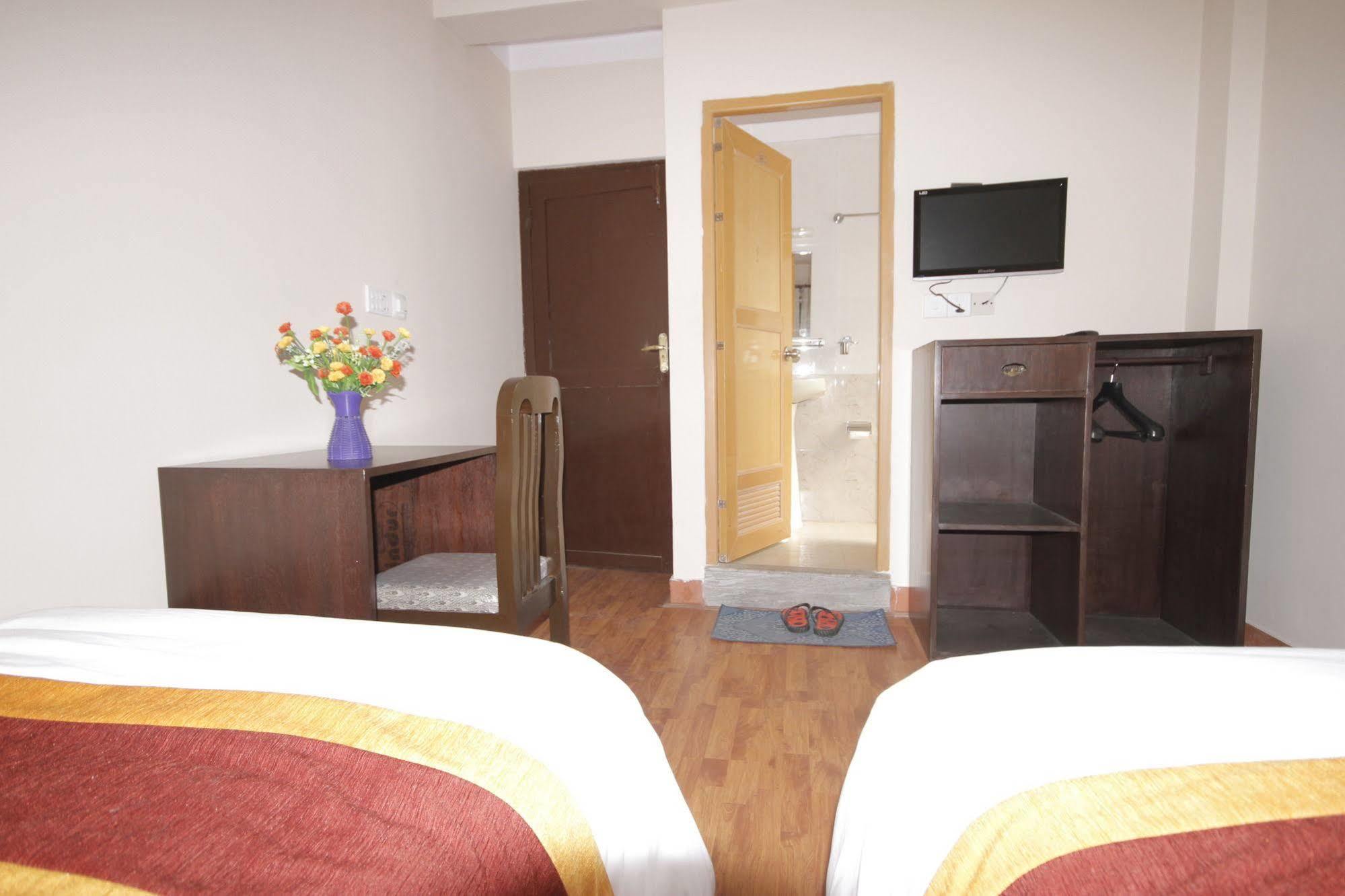 Kathmandu Sunny Hotel Екстериор снимка