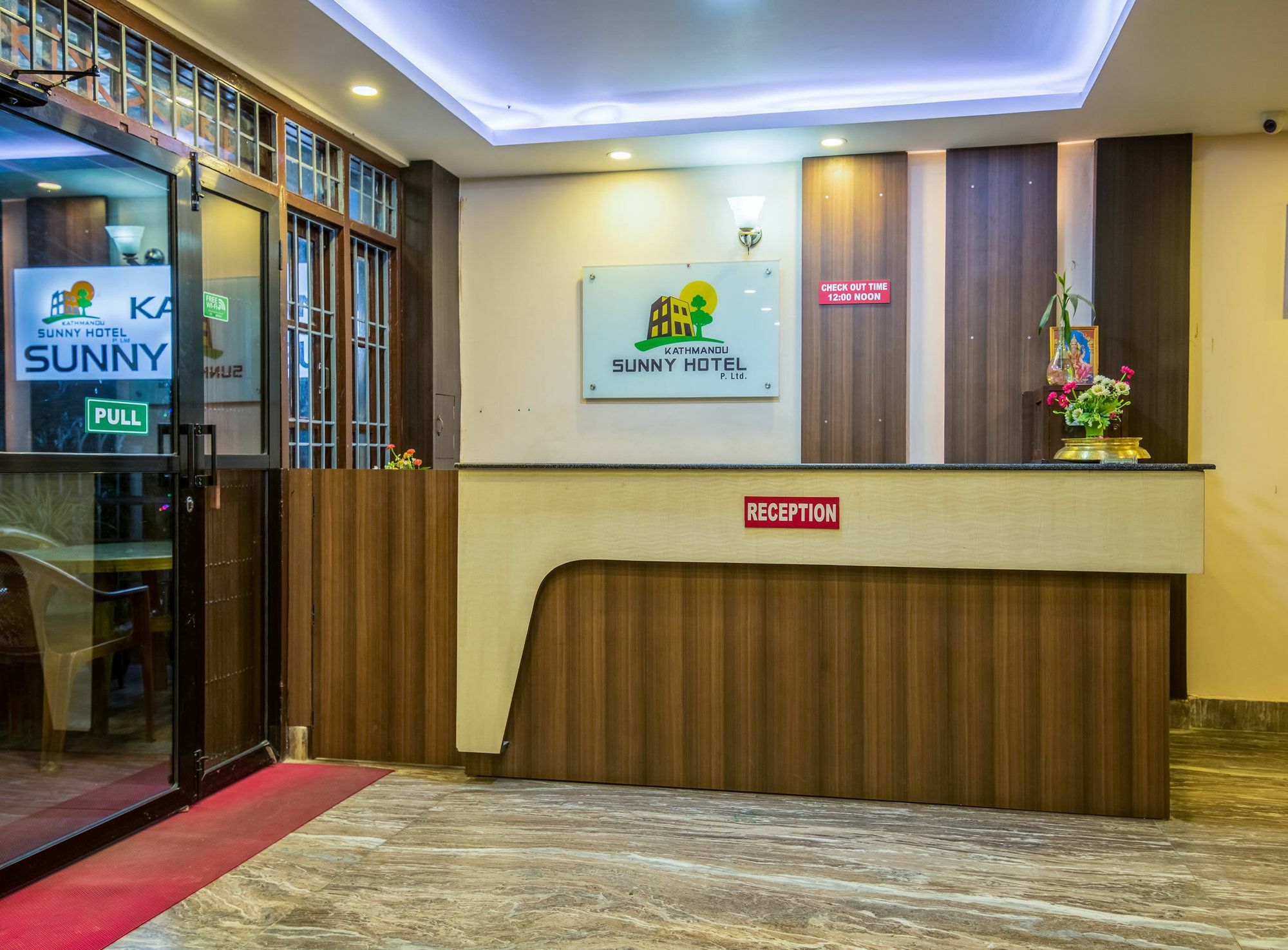 Kathmandu Sunny Hotel Екстериор снимка